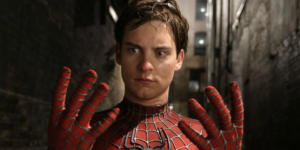 Kenapa Sam Raimi Memutuskan Jaring Laba-Laba Organik untuk Trilogi Spider-Mannya?